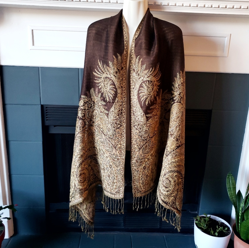 Gorgeous Cashmere Brown & Beige Regal Floral Design Wrap Scarf 70" Length